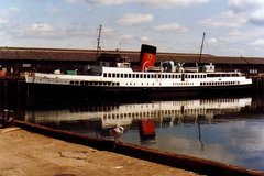 Turbine steamer TS Queen Mary.