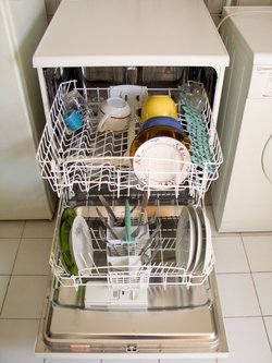 A dishwashing machine