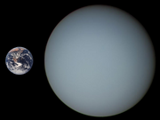 Comparison of the size of Uranus and the Earth