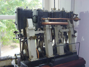 Model of a triple expansion engine